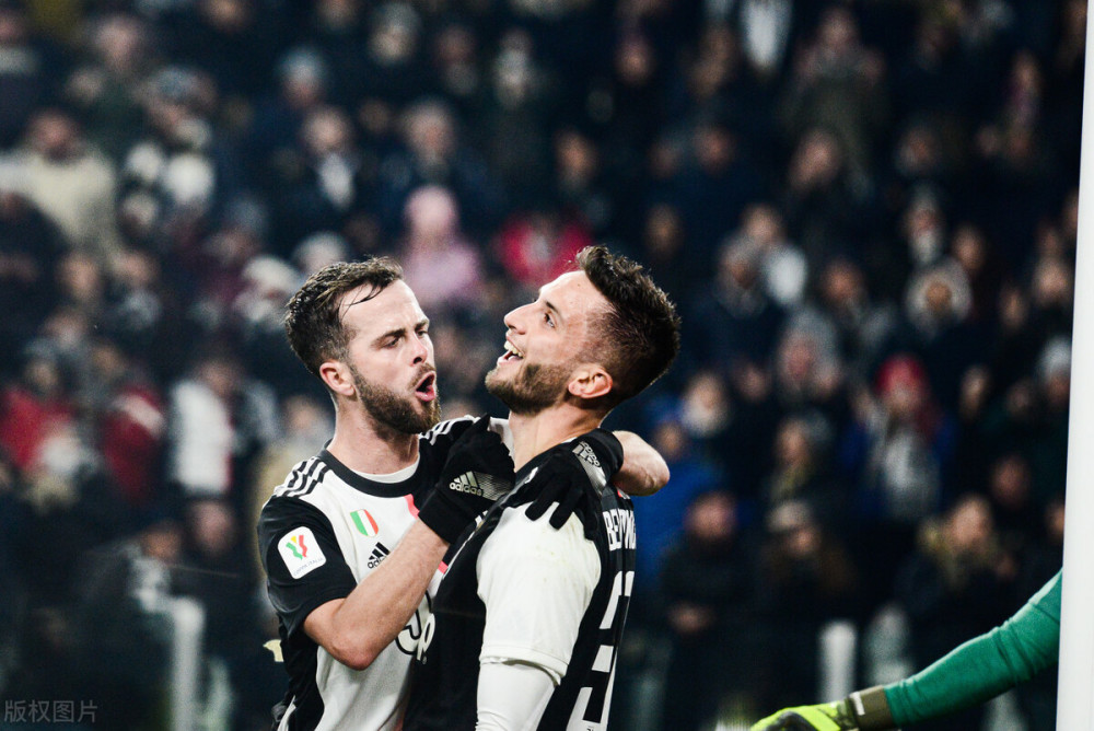 国际赛事中 国际赛事中